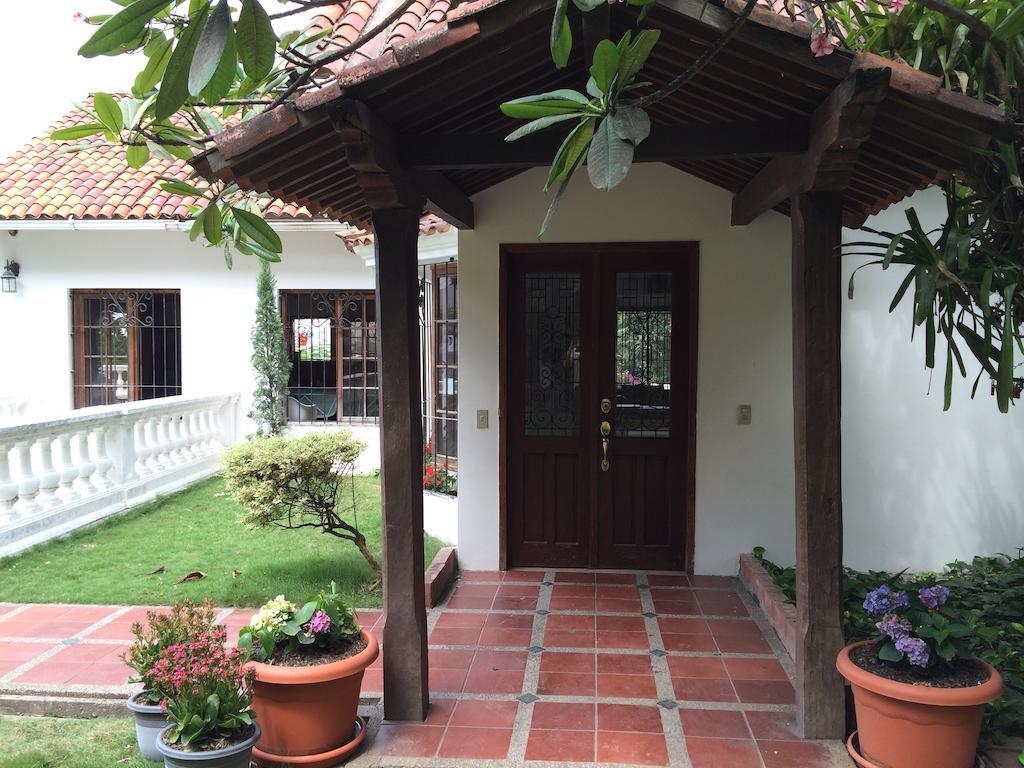 Iguanazu Bed & Breakfast Guayaquil Exteriér fotografie